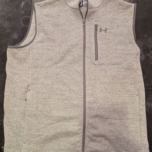 Under Armour Men's Gray Sleeveless Jacket